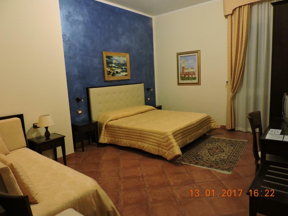 B&B Aquila Reale Portopalo Di Capo Passero Bagian luar foto