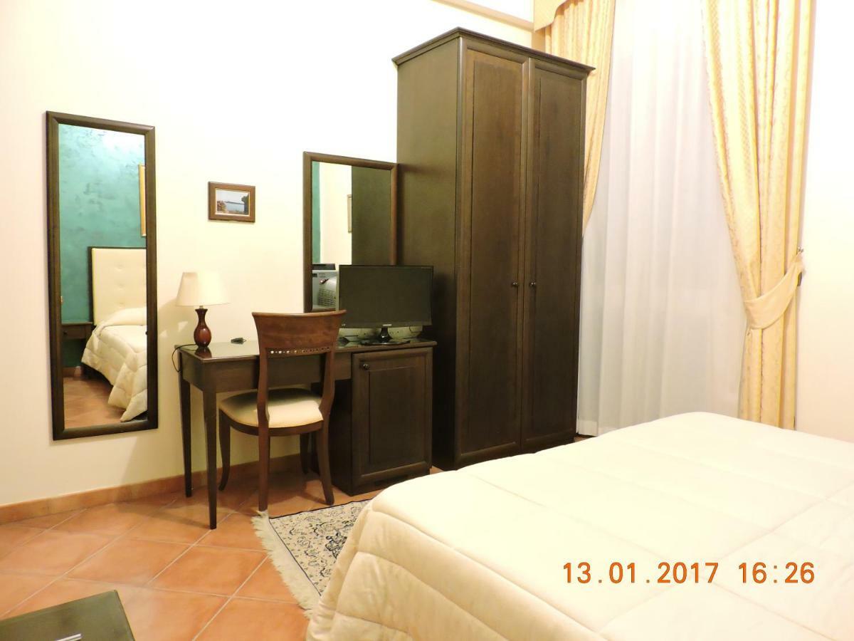 B&B Aquila Reale Portopalo Di Capo Passero Bagian luar foto