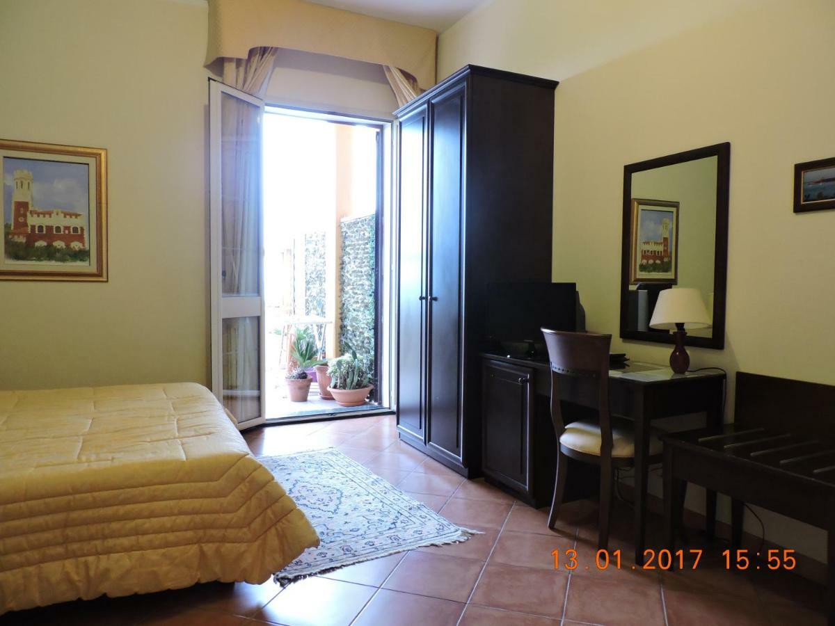 B&B Aquila Reale Portopalo Di Capo Passero Bagian luar foto