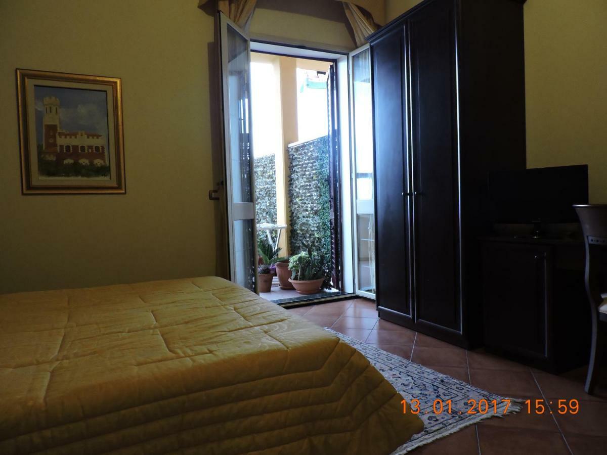 B&B Aquila Reale Portopalo Di Capo Passero Bagian luar foto