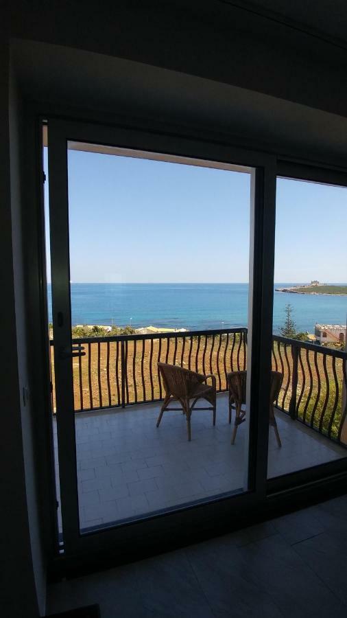 B&B Aquila Reale Portopalo Di Capo Passero Bagian luar foto