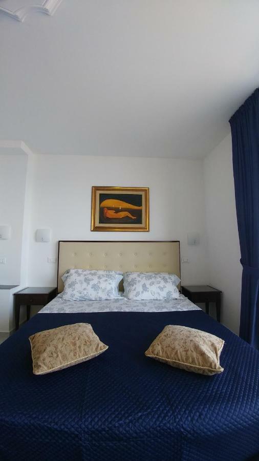 B&B Aquila Reale Portopalo Di Capo Passero Bagian luar foto